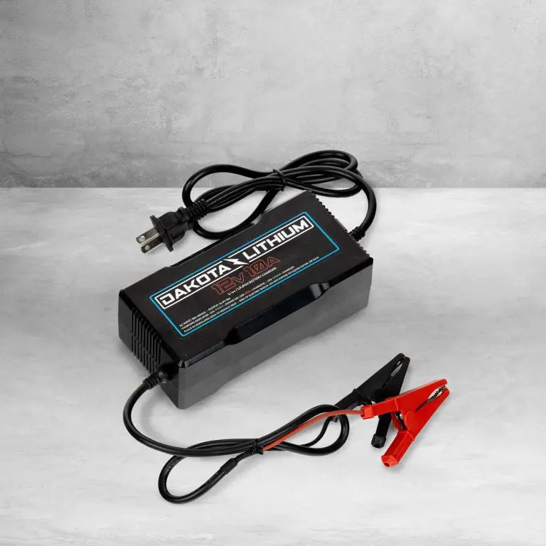 Dakota Lithium 12v10Ah LiFePO4 Battery Charger