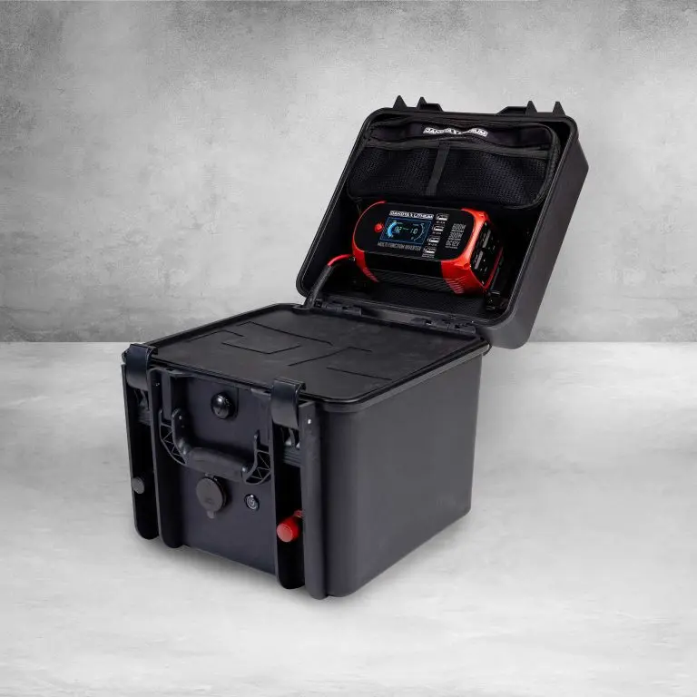 Dakota Lithium Powerbox+ 135 Waterproof Solar Generator, 12v 135Ah DL+ 1,000CCA Battery and 10A Charger Included